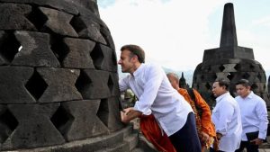 Rahasia Terungkap! Sentuhan Macron di Borobudur