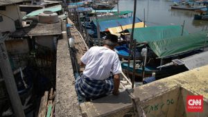 Hidup di Bayang-Bayang Tanggul: Kisah Ribuan Warga Jakarta