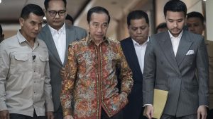Jokowi Laporkan Kasus Hukum hingga Predator Seks:  Sepekan di Indonesia