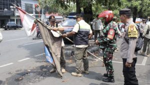 Atribut Ormas di Jakarta Rutin Ditertibkan, Ada Apa?