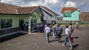 Siswa Nakal Masuk Barak Militer? Bogor Rapat Darurat!