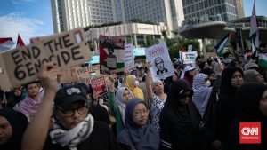 Aksi Long March Menuju Gaza: Ratusan Orang Turun Jalan
