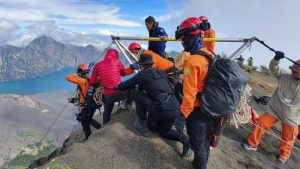 Tragedi Rinjani: Mengapa Evakuasi Sulit?