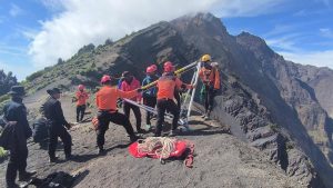 Tragedi Rinjani: Pendaki Brasil Tewas Jatuh