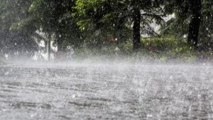 Bencana Mataram: 4,2 Miliar Liter Air Hujan Banjiri Kota!
