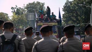 Aksi Mogok Nasional Ancam Lumpuhkan Negeri?