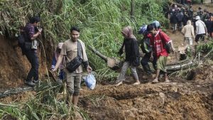 Waspada! Jakarta Selatan dan Timur Terancam Longsor