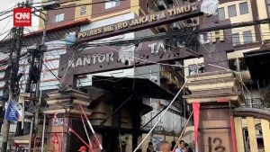 Aksi Brutal Rusak Kantor Polisi!