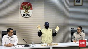 Geger! Tiga Tersangka Ditahan KPK Kasus Korupsi Pertamina
