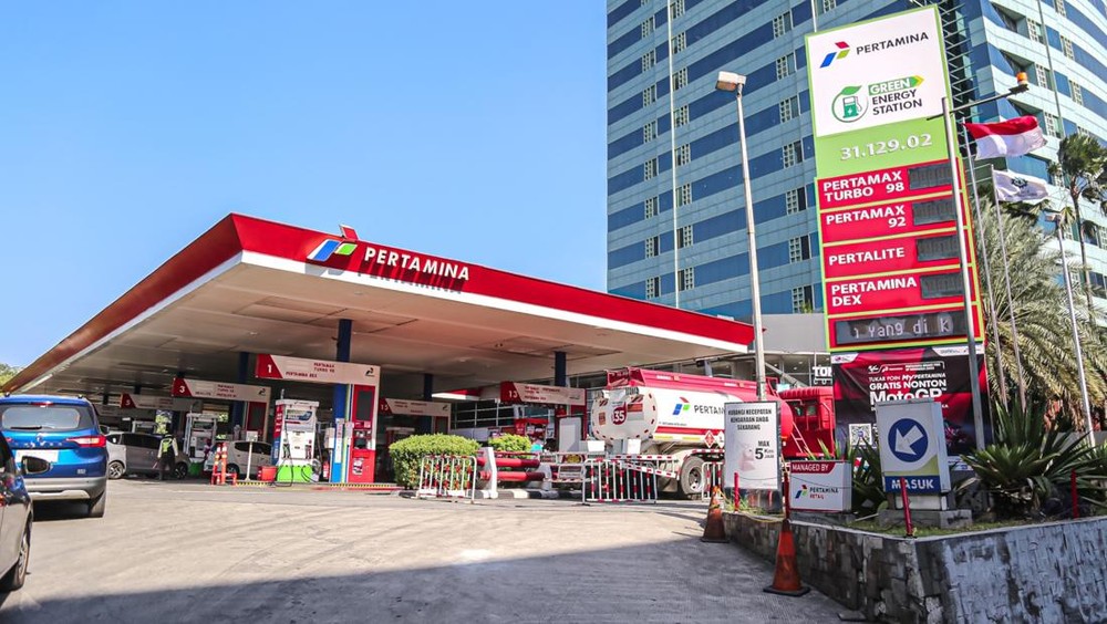 Harga BBM Pertamina Naik! Cek Daftar Terbaru di SPBU