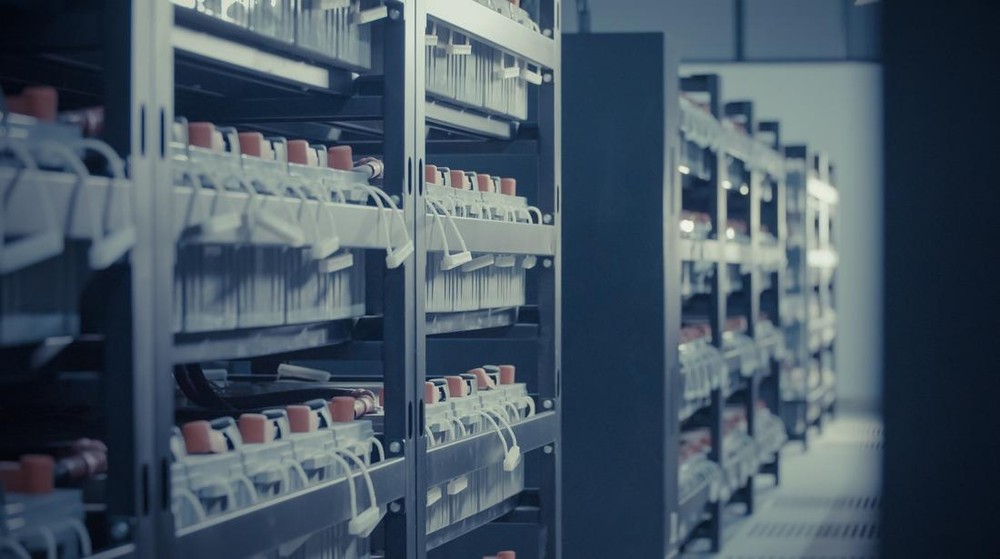 Raksasa Data Center Mengancam? Warga Ketar-Ketir!