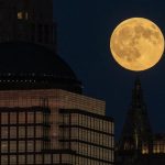 Supermoon Malam Ini: Jangan Lewatkan! Cek Link Live Streaming