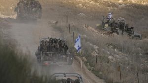 Israel Nekat! Konvoi Militer Terobos Wilayah Arab, Warga Panik