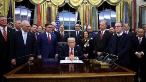 Skandal Maut Guncang AS, Pemerintah di Ambang Shutdown!