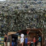Gunung Sampah Raksasa Runtuh: Puluhan Terkubur Hidup-Hidup!