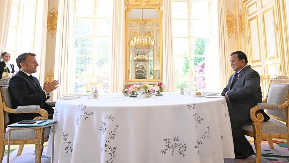 Paris Gempar! Prabowo & Macron Bahas Masa Depan RI