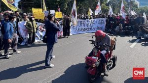 Difabel Turun Jalan: Kerja atau Mundur Saja