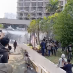 Detik Detik Aparat Kuasai Hotel Sultan Jakarta