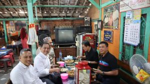 Lontong Opor Blora Bikin Pejabat Pusat Ketagihan