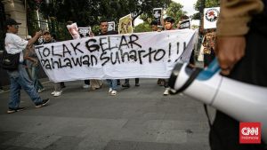 Drama Gelar Pahlawan Soeharto Makin Panas