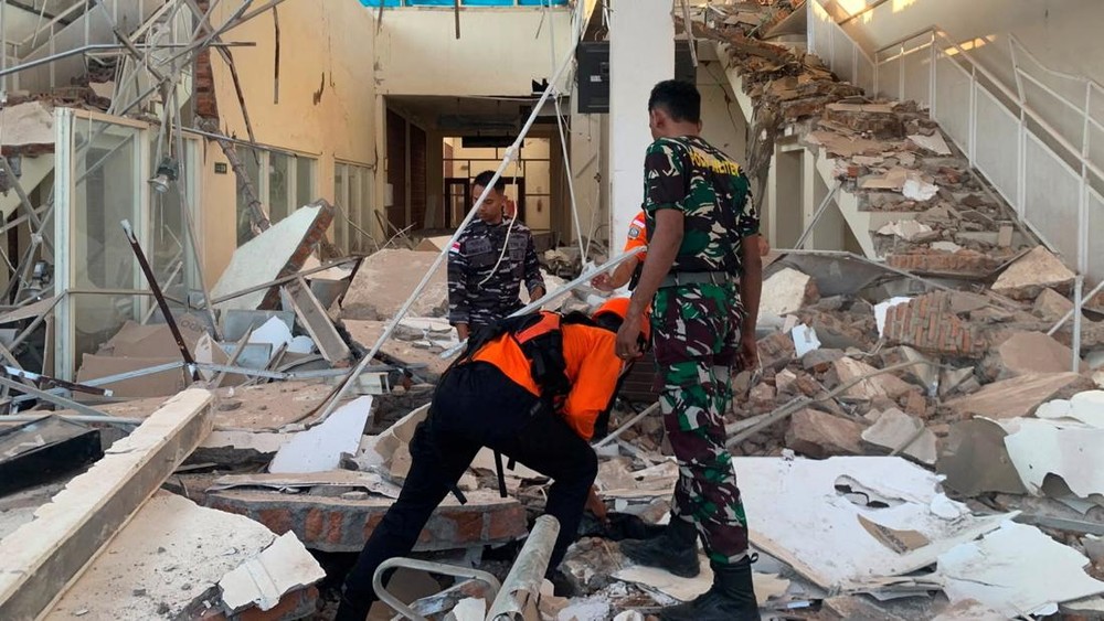 NTT Berduka Gempa Dahsyat Renggut Nyawa