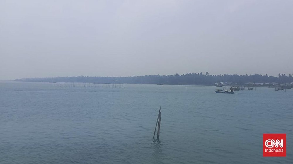 Teror Asap Kalimantan Lumpuhkan Nelayan Natuna