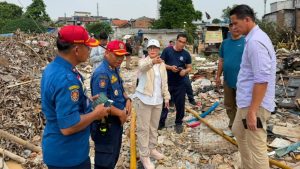 Jakarta Sikat Habis Mafia Sampah Denda Jutaan
