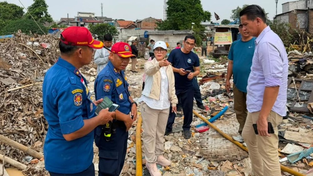 Jakarta Sikat Habis Mafia Sampah Denda Jutaan