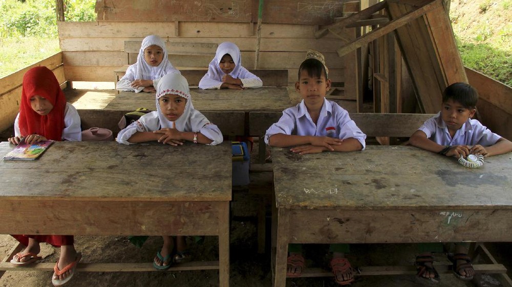 Heboh Smart TV Sekolah Rusak Ini Kabar Terbarunya