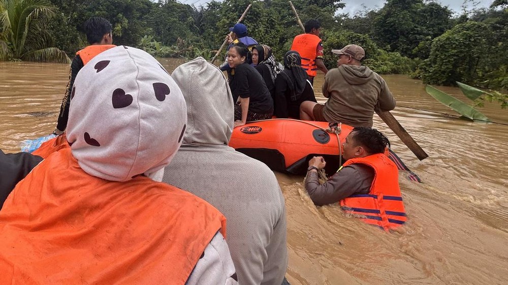 Solok Lumpuh Total Bencana Mengerikan