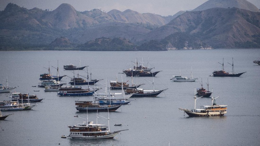 Labuan Bajo Geger Kapal Wisata Terbalik