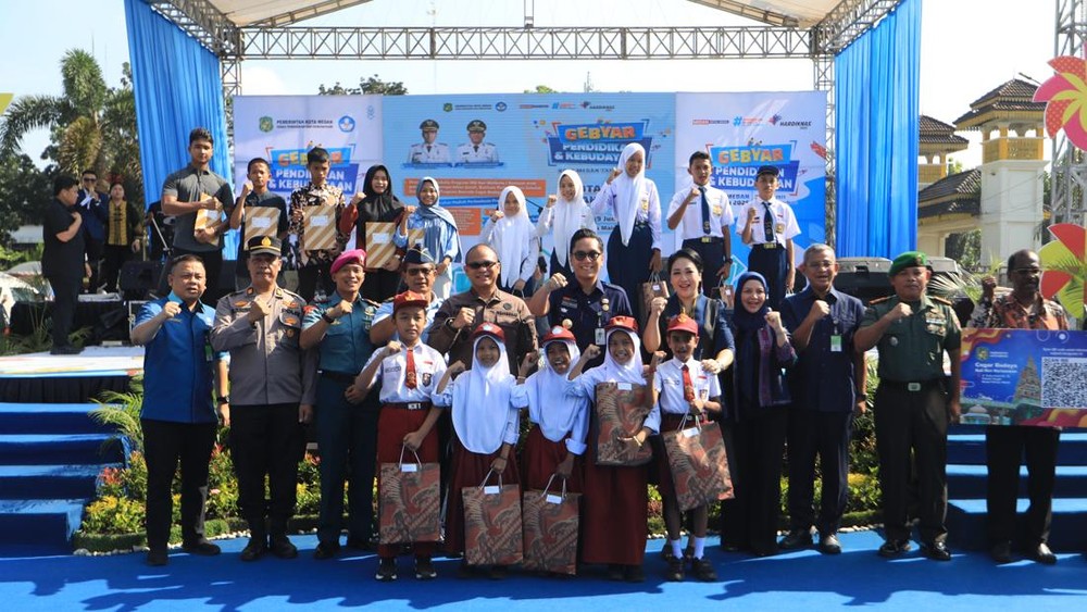 Terobosan Medan Ijazah Siswa Tak Lagi Tertahan