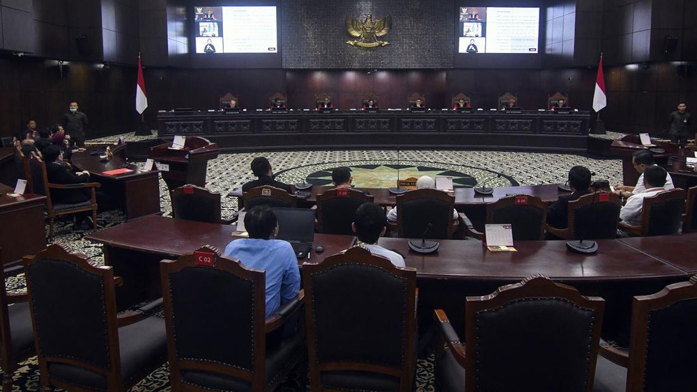 Terkuak Sulitnya Cari Saksi Ijazah Gibran
