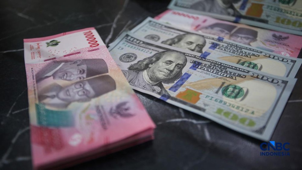 Waspada Rupiah Terancam Tembus Rp18200