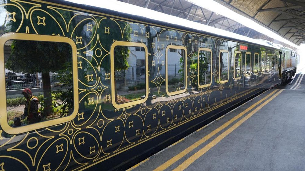 Kereta Sultan Segera Meluncur di Indonesia