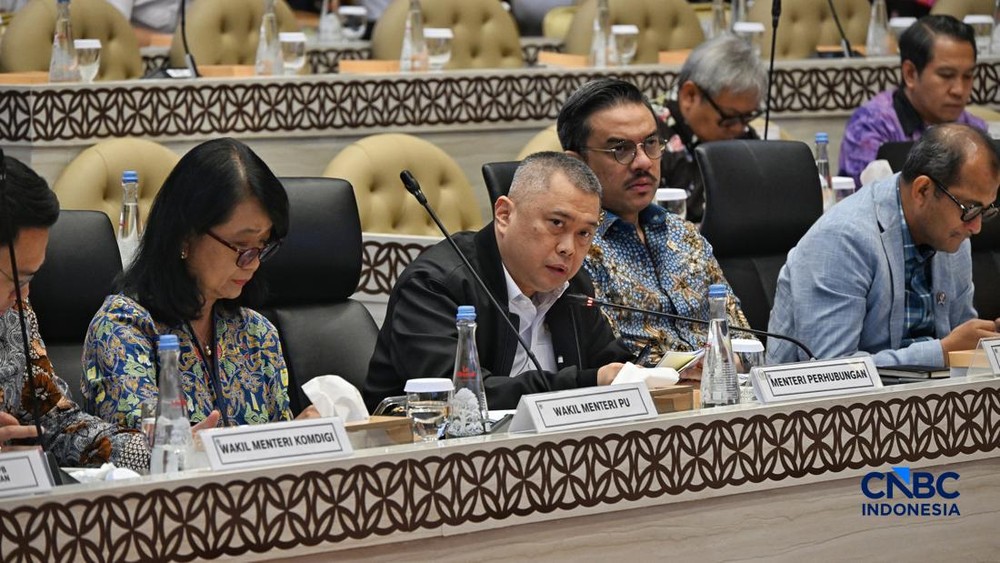 Sanksi Berat Menanti Pelaku Truk ODOL