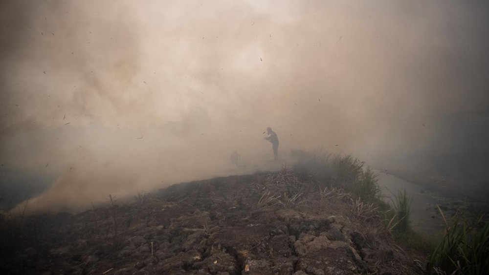 Karhutla Mengganas Ratusan Hektare Lahan Masih Membara
