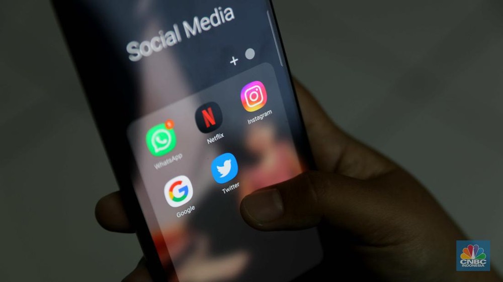 Media Sosial Kini Jadi Ancaman Demokrasi