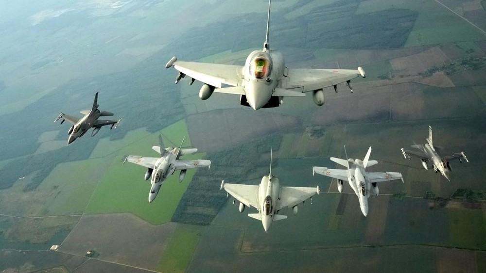 NATO Gelar Latihan Nuklir Rusia Geram