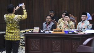 Skandal KPU Bawaslu Terungkap Jalan Gibran Mulus