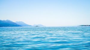 Misteri Batu Dasar Laut yang Terbakar Sendiri