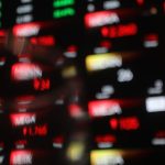Pasar Saham Merah IHSG Terperosok Tajam