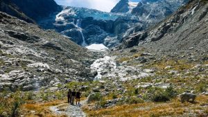 Gletser Swiss Menyusut Drastis Akibat Panas