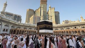 Misteri Biaya Haji Murah dan Ancaman Masa Depan