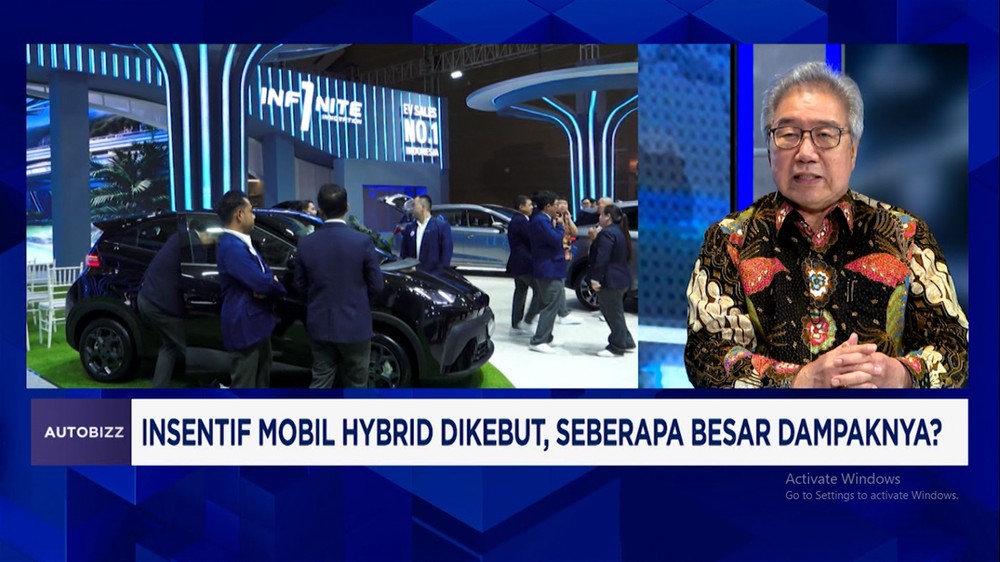 Mobil Hybrid Jadi Kunci Penjualan Otomotif