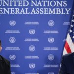 Trump Desak Ukraina Ganti Presiden