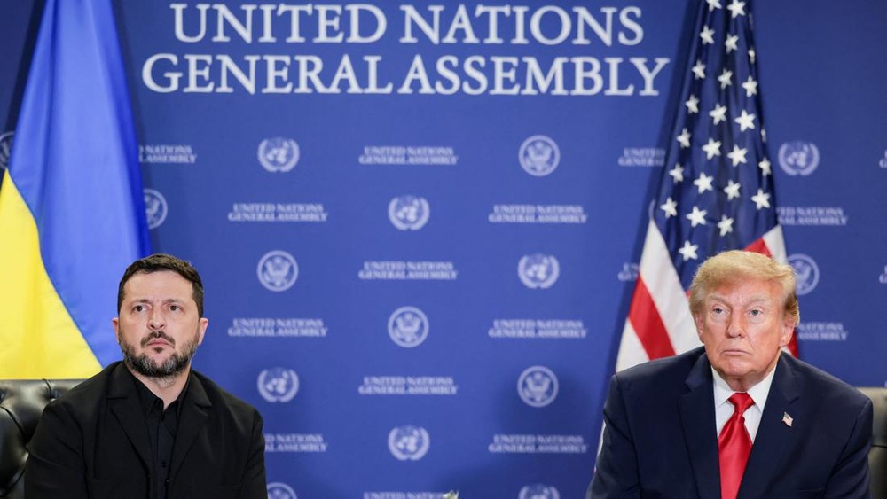 Trump Desak Ukraina Ganti Presiden